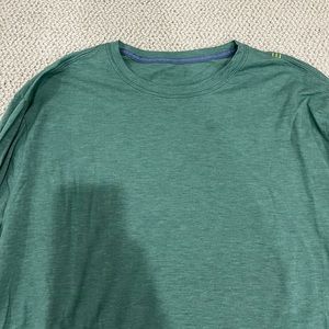 Lululemon long sleeve tshirt XL